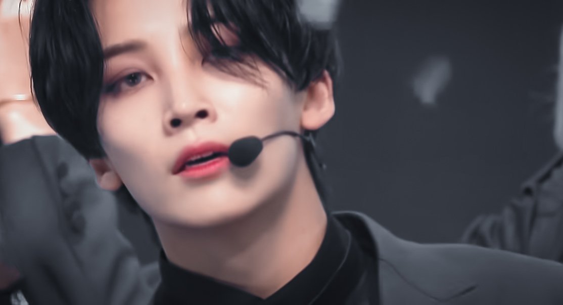 svtcamera's tweet photo. 𝖊𝖙𝖍𝖊𝖗𝖊𝖆𝖑 https://t.co/Hrw3GZ1wct