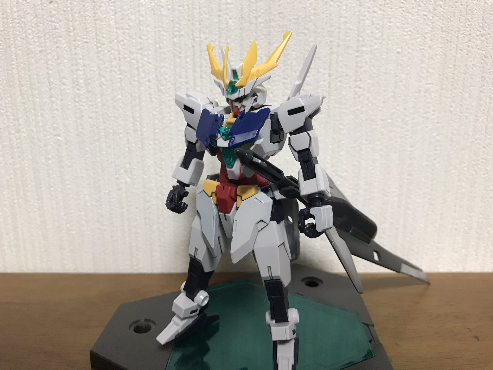 Gunota オリジナルガンプラ制作中です 名前すら決まっていません コアガンダムとバルバトスルプスレクスを使ってます これにさらに武装とか色々追加します ガンプラはどんな自由な発想で作ってもいいんだ ガンプラ改造 T Co Jmoo1kbhkh Twitter