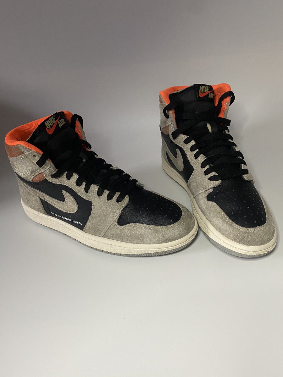 TrainerRefresh's tweet image. We guarantee to get your trainers fresh again💪🏽🧼. #stepfresh #fresh #refresh #sneakers #trainers #Jordan #jordan1