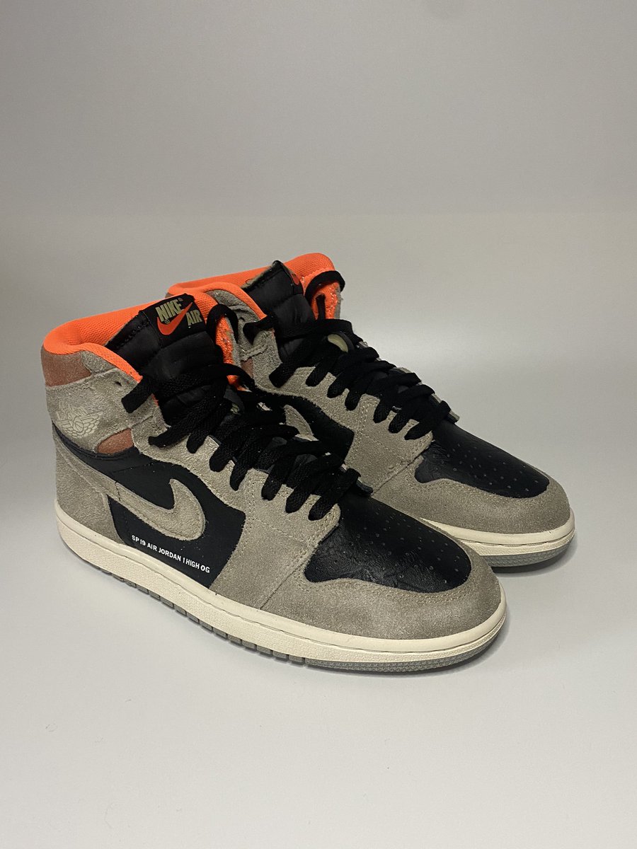 TrainerRefresh's tweet image. We guarantee to get your trainers fresh again💪🏽🧼. #stepfresh #fresh #refresh #sneakers #trainers #Jordan #jordan1