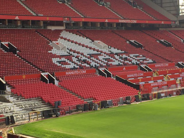 pro11even's tweet photo. Part of your experience when coming on tour with Pro11 Sports Tours is we will give you the opportunity to visit some of England’s best football stadiums. Here is one of our teams visiting Old Trafford - The Theatre of Dreams. #ThisCouldBeYou #ProExperience #Pro11 #MUFC https://t.co/sKIGuLxhDS