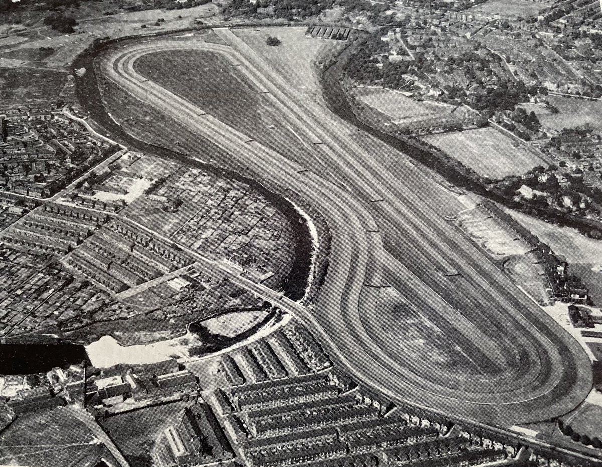 JohnWathenBerry's tweet image. Another Merlyn-style quiz to distract you from whatever you’re doing on a Tuesday afternoon. Four racecourses to be identified, please. Three still operational, one defunct. Answers some time after 6.00 this evening.