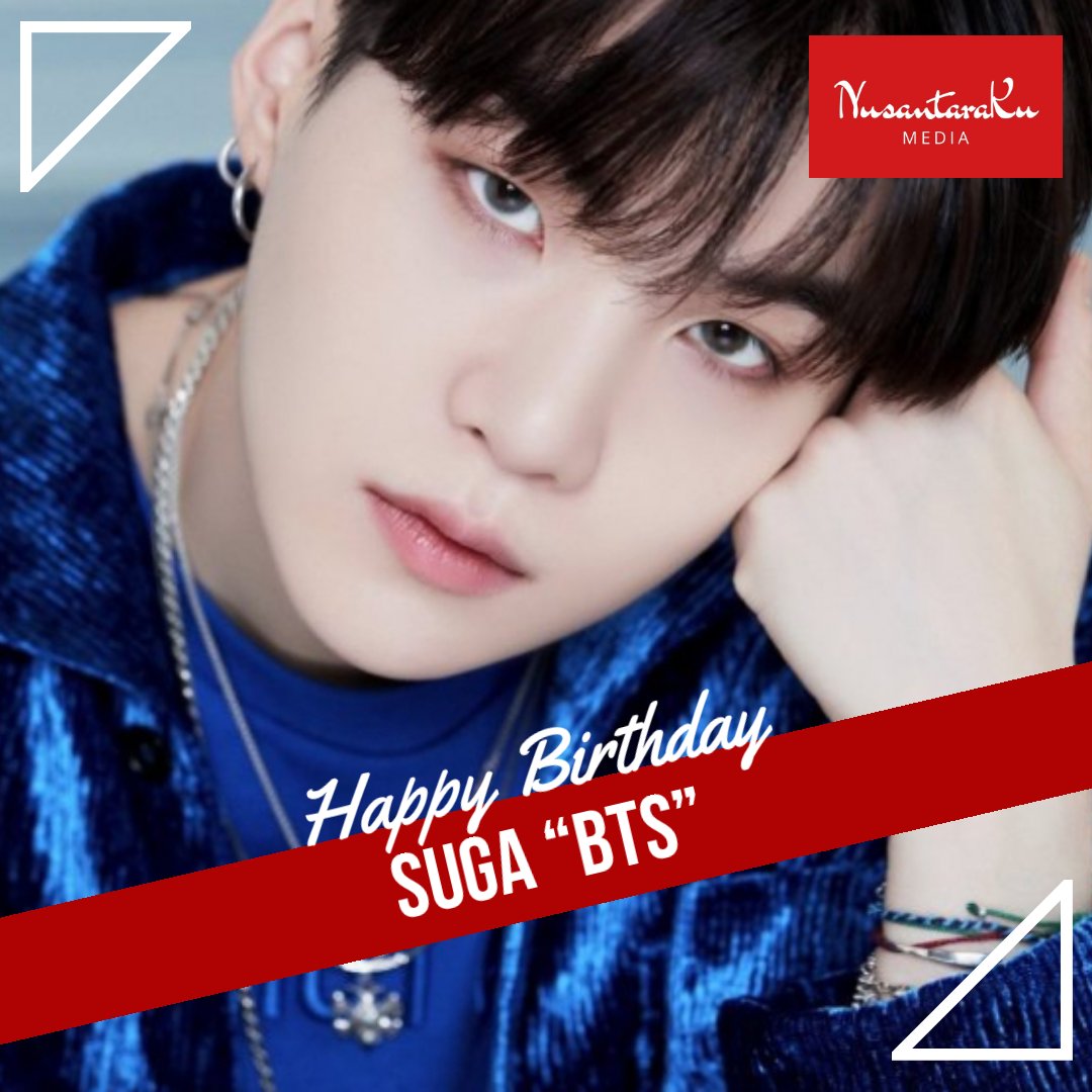 _NusantaraKu_'s tweet photo. Happy birthday to the lead rapper from BTS, Happy SUGA Day! Credit to : @BTS_twt
#NusantaraKu #NusantaraKuMedia #Hiburan #GoodNewsForYou #SouthKorea #SUGA #BTS #HappyBirthday #Birthday #HappySUGADay #LeadRapper #Idol #BoyGroup #Entertainment #Music #Update https://t.co/oar3gcL8LK