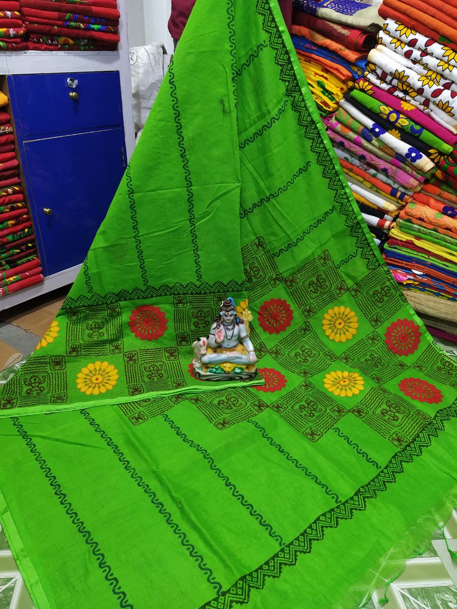 SareeBengali's tweet image. New Handloom Saree with Print &amp;amp; Applique Work
Visit here for more details- bit.ly/3rwpJSi
All India FREE Shipping
#handloomsareesindia #appliquework #handloomsarees