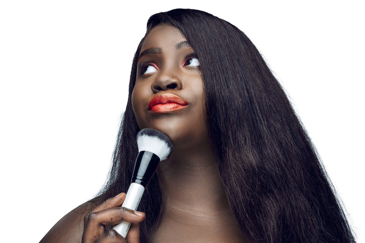 paulinecosmetic's tweet image. Our @paulinecosmeticskenya Powder Brush is the ultimate game changer to a flawless makeup look ✨💫
Get yours for only Ksh. 1600 when you purchase on the website or Whatsapp us on 0705946164

#powderbrush