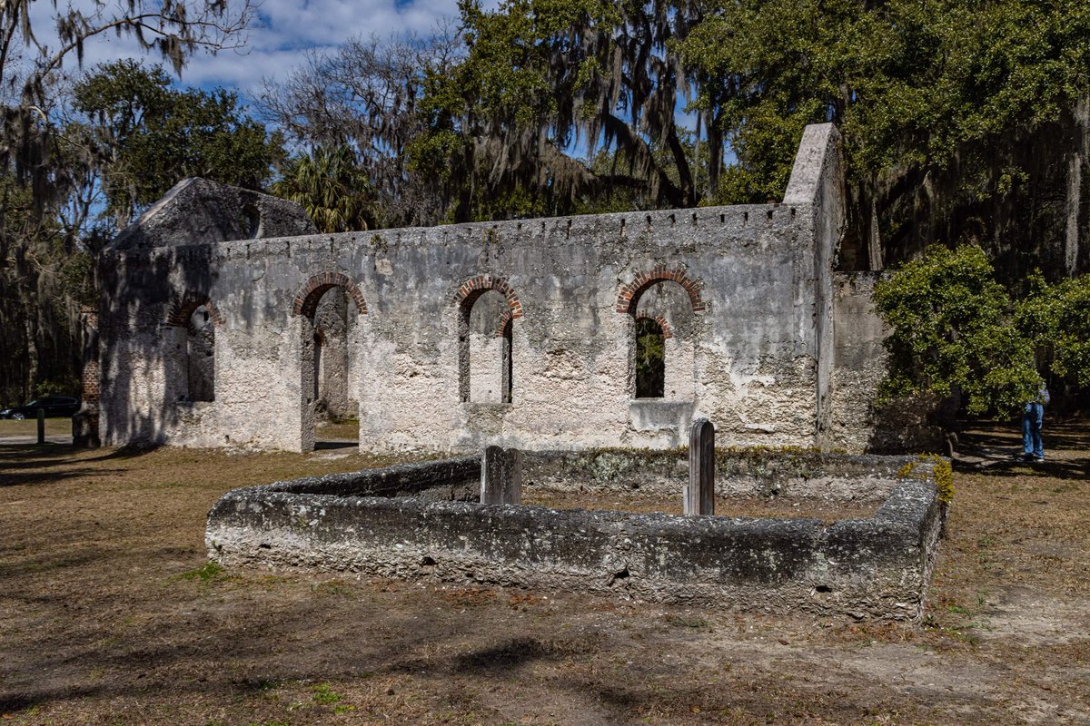 From our recent road trip. Chapel of Ease Ruins on St. Helena Island, SC. Built in the 1740’s   #visitsouthcarolina #SouthCarolina #ruins #americansouth #roadtrips