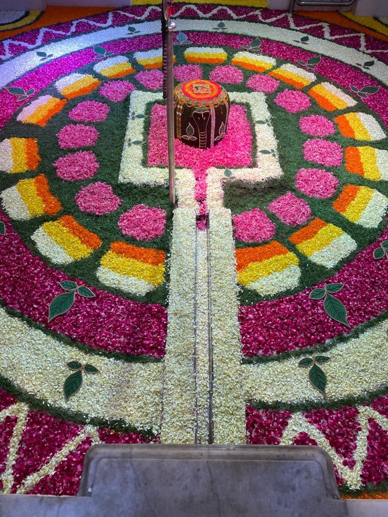 SbpTemple's tweet photo. Mahashivratri Utsav Rangoli At #BabulnathMandir 09-03-2021 https://t.co/Gg22wGkUEP