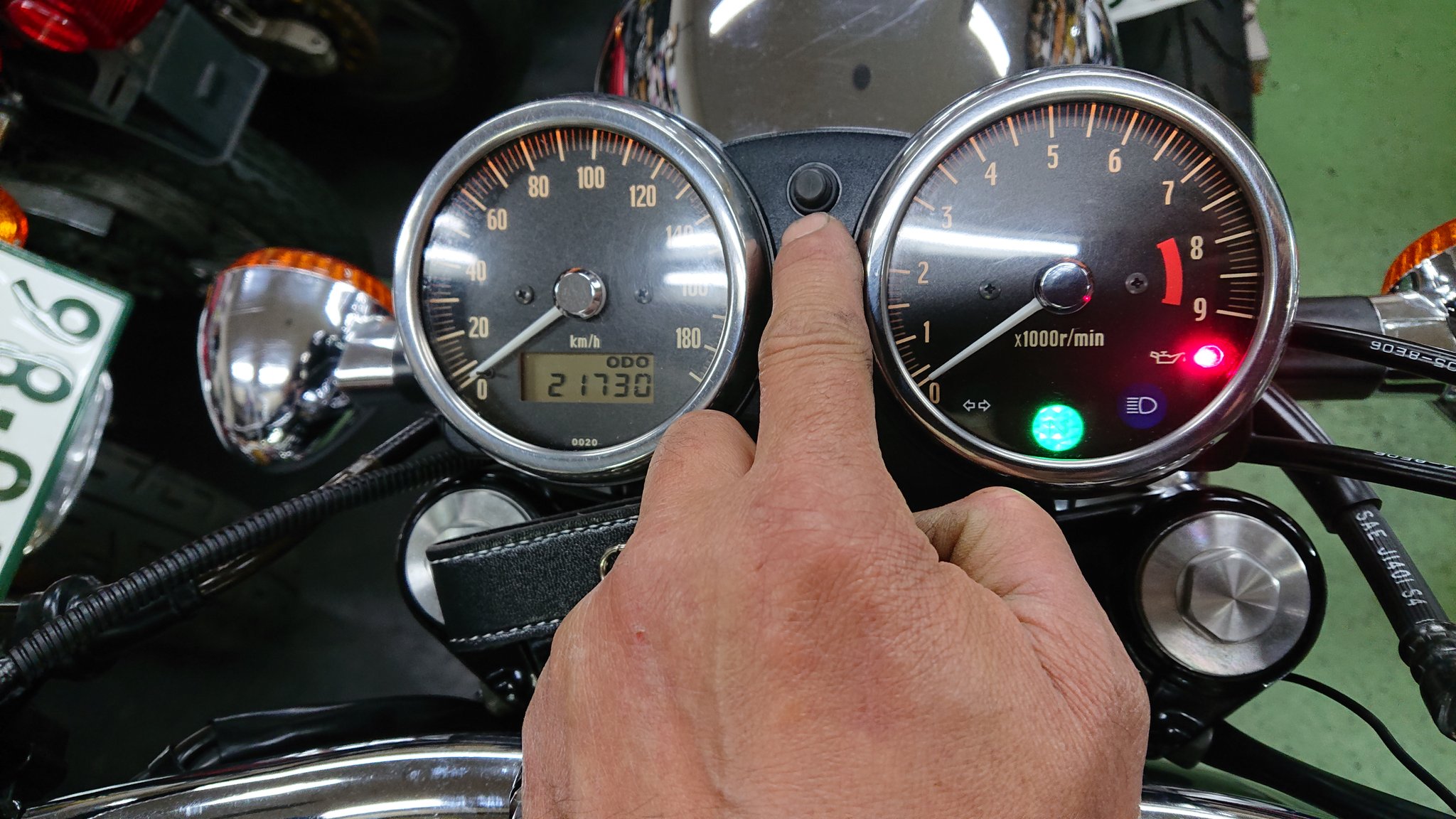 KAWASAKI W650 純正メーター・タコメーター（カワサキ W650