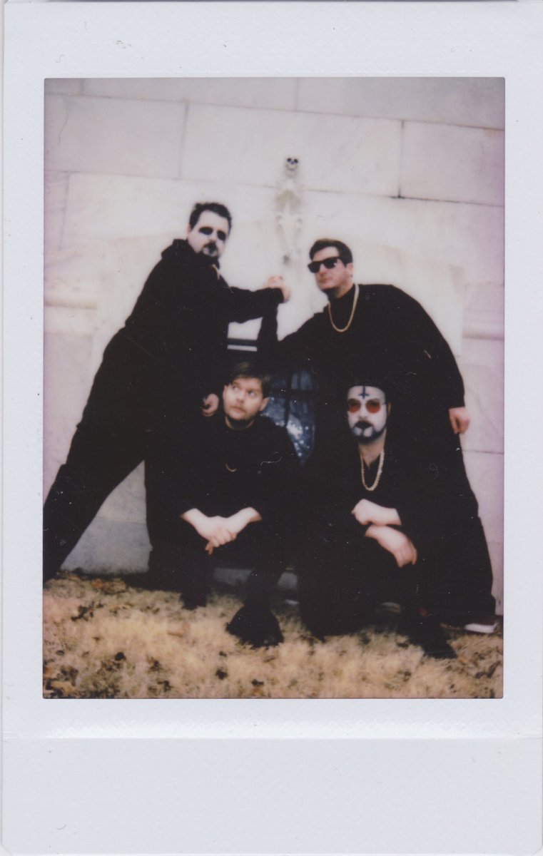 Special Thumbs (@specialthumbs) on Twitter photo Stop. Collaborate. And listen.
😉 3.12.21 😉
📸: <a href="/hshelbig/">oklahannah</a>
#collab #handinhand #coolguys #graveyard #dropitlikeitshot #vanillaice #goldchaingang #turtleneckcrew #gothbabe #polaroid Stop. Collaborate. And listen.
😉 3.12.21 😉
📸: <a href="/hshelbig/">oklahannah</a>
#collab #handinhand #coolguys #graveyard #dropitlikeitshot #vanillaice #goldchaingang #turtleneckcrew #gothbabe #polaroid