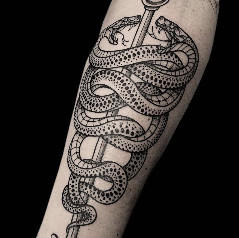By <a href="/rose_tattoo/">RoSe TaTtOo</a> get in touch the shop or Rose direct to book an appointment #sevendoorstattoo #finelinetattoo #dotworktattoo #tattoodo #blkttt #london #snaketattoo #londontattoostudio