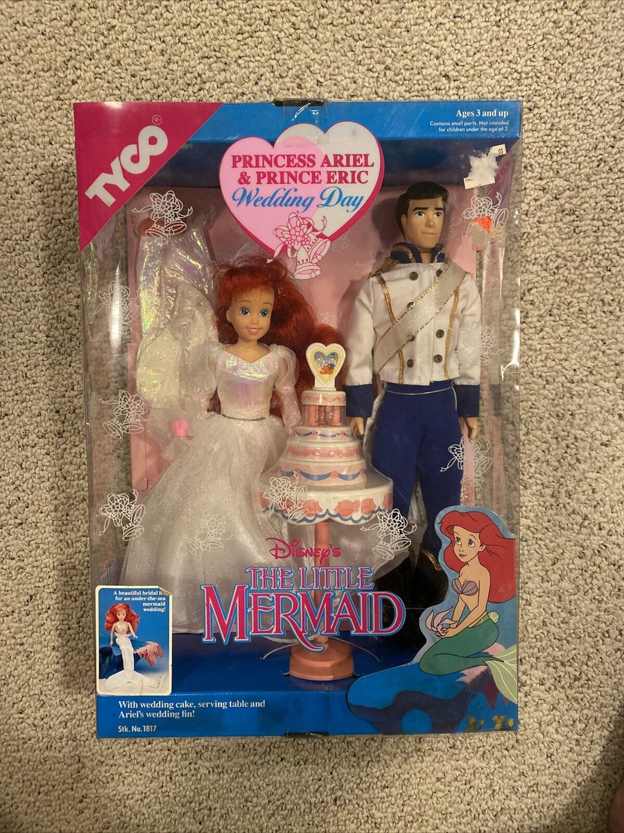 sarahrebeccaw's tweet photo. Can we talk about how Ariel was a child bride? https://t.co/DS23wWdzMh