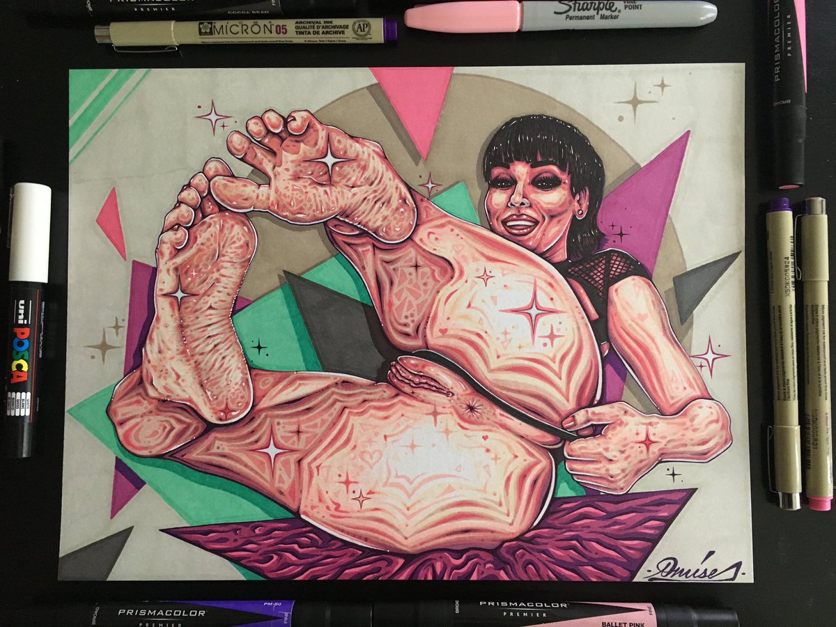 DmiseErotic's tweet photo. Lots of different markers and pens to create this one. Went a little crazy on the details π #nsfwartwork #eroticart #dmise https://t.co/TzIdNnI2di