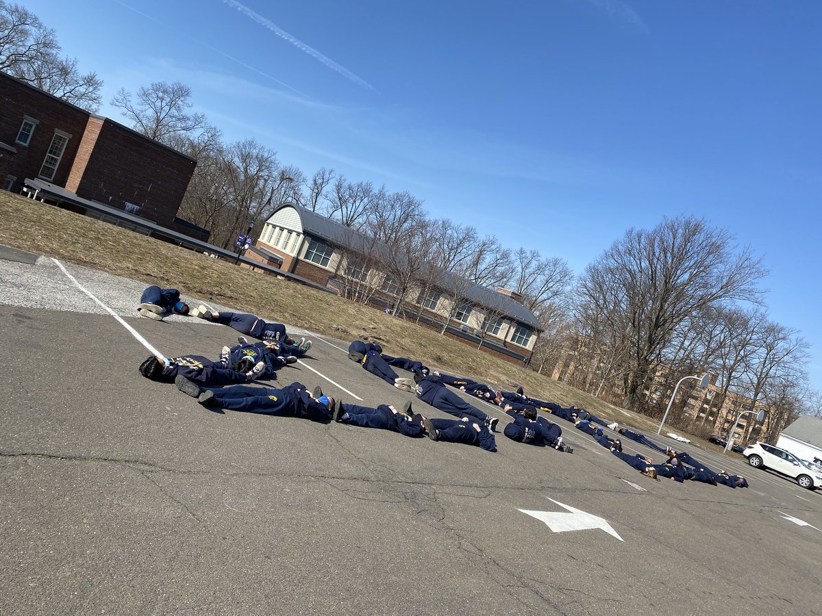 mrsdangelo_ICS's tweet image. The Ama21ng ICS #Classof2021! Yearbook photo shoot 🌟💙🌟 #IncredibleCatholicStudents Credit: the famous @ICSchool_Tech