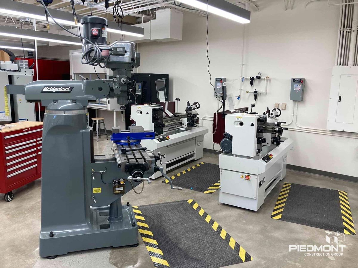 Piedmont107's tweet image. As part of a #TaskOrder, #PiedmontConstruction performed renovations on Annex II to create a Mechanical Engineering Lab on Georgia Southern University&apos;s Savannah campus.  #ProjectComplete