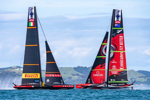 America’s Cup Happy Hour 4pm to 6pm! 

Ready for the clash between defender Team New Zealand and Italian challenger Luna Rossa? 

Enjoy beers on tap pumping directly from the the brewery, cheer your team at The Shakespeare from 4pm. Cheers! 

#ShakespeareNZ #AucklandCity #KiwiPub