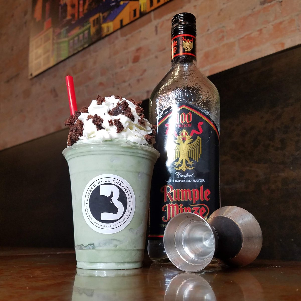 If a girl scout cookie was an adult milkshake, it'd be this...the Peppermint Mocha. 😎

#keepthebuzzgoing #thebuzzedbulldifference #icecream #milkshakes