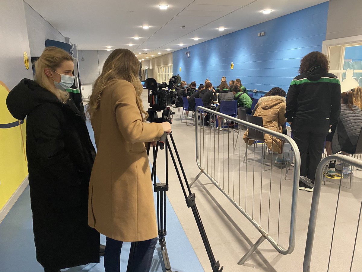 Our Dragons are fresh and fired up after a week off for the <a href="/NetballSL/">Netball Super League</a> 🔥 

Thrilled to have our friends from <a href="/MetBroadcast/">SportBroadcastMSc & Sport MediaBSc</a> with us at training this evening to do some filming and chat with Tania and <a href="/Rebekah41449158/">Rebekah Robinson🇯🇲</a> 🐲

#WeAreDragons #RiseAsOne 💚