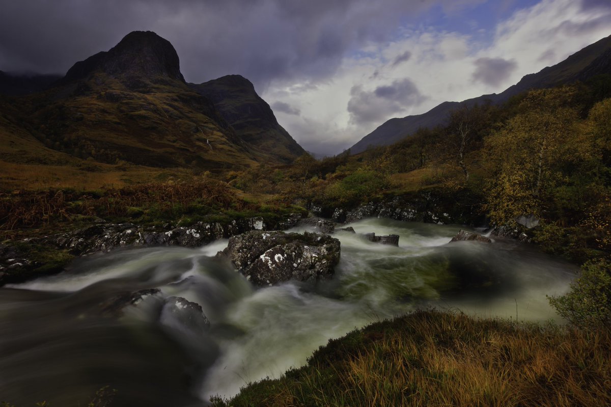 CHPhotography15's tweet photo. The River Coe ‘S’ Bend Rapids, Glencoe, Highlands, Scotland. Travel guidance is not permitted at present but returning here is on the books! @VisitScotland #glencoe #highlands #rivercoe #threesisters https://t.co/kTPYuuJiZI