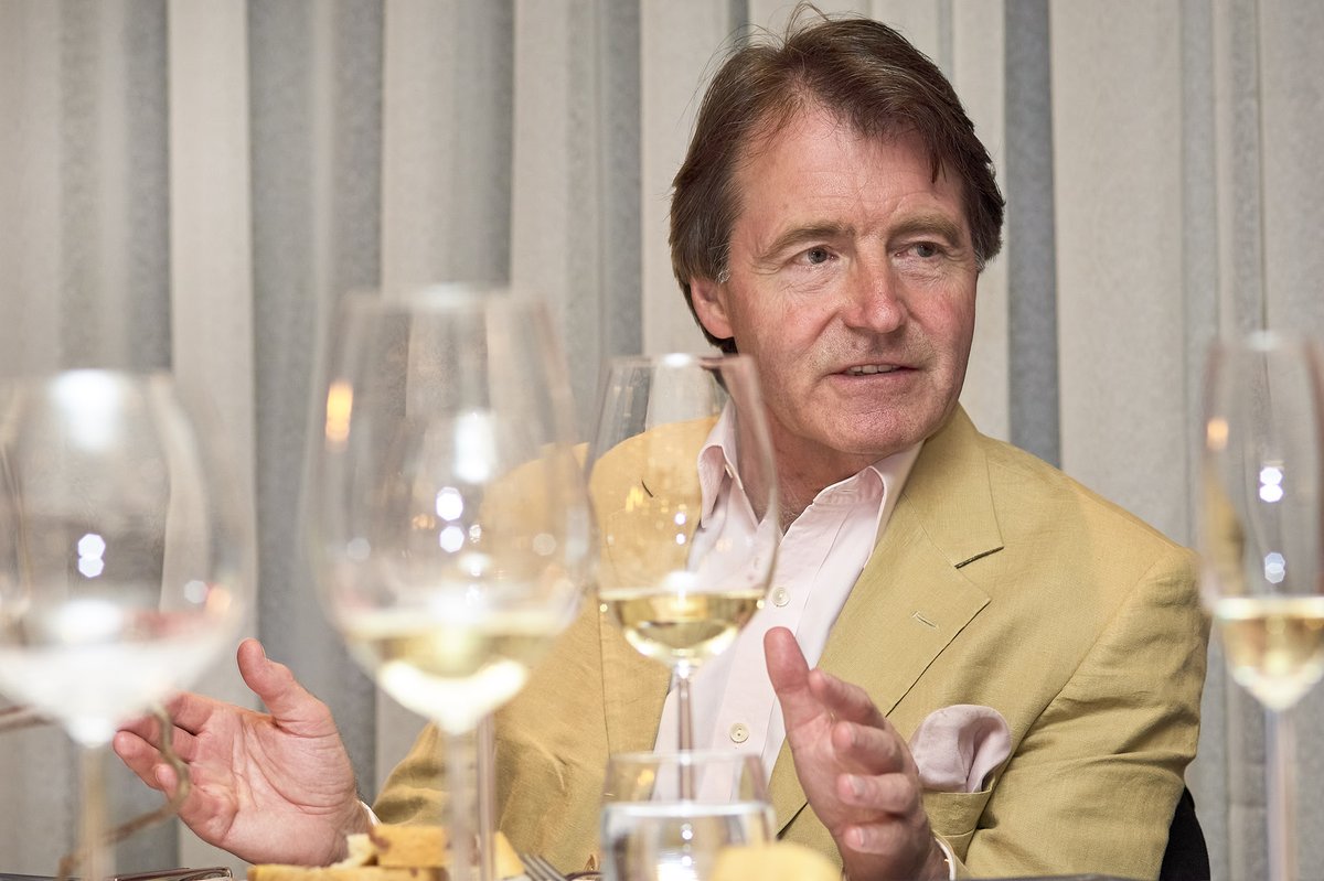 A true gentleman and champion, the wine world today is a bit darker without Steven Spurrier in it. Rest in peace.

📸 Photo credit: Marijan Mocivnik