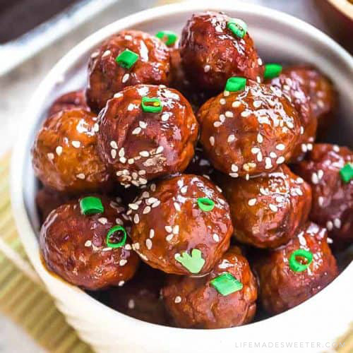 TasteBuzz's tweet photo. Today is #nationalmeatballday! Pick up a tasty tray of Asian Meatballs from our freezer. #tastethegoodlife #easyentertaining #frozenappetizers https://t.co/o2zRv3q2SB
