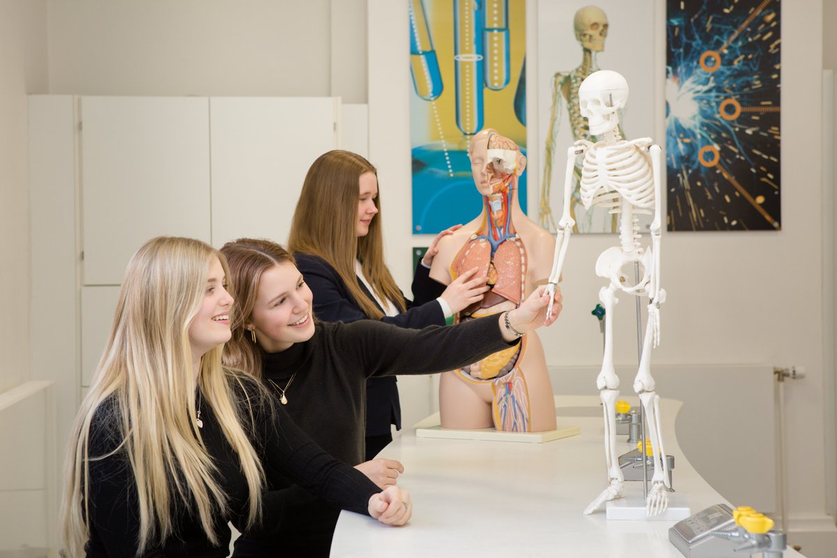 ScarisbrickHall's tweet photo. Join the top Sixth Form in the North of England and among the top 10 nationally for progress and value added. For more details and to book a personal tour visit our website https://t.co/fO75JStCDi @SHS1952 @MeolsCopHS @BirkdaleHS #sixthform #education 
#university #alevels https://t.co/UseR1XwiV7