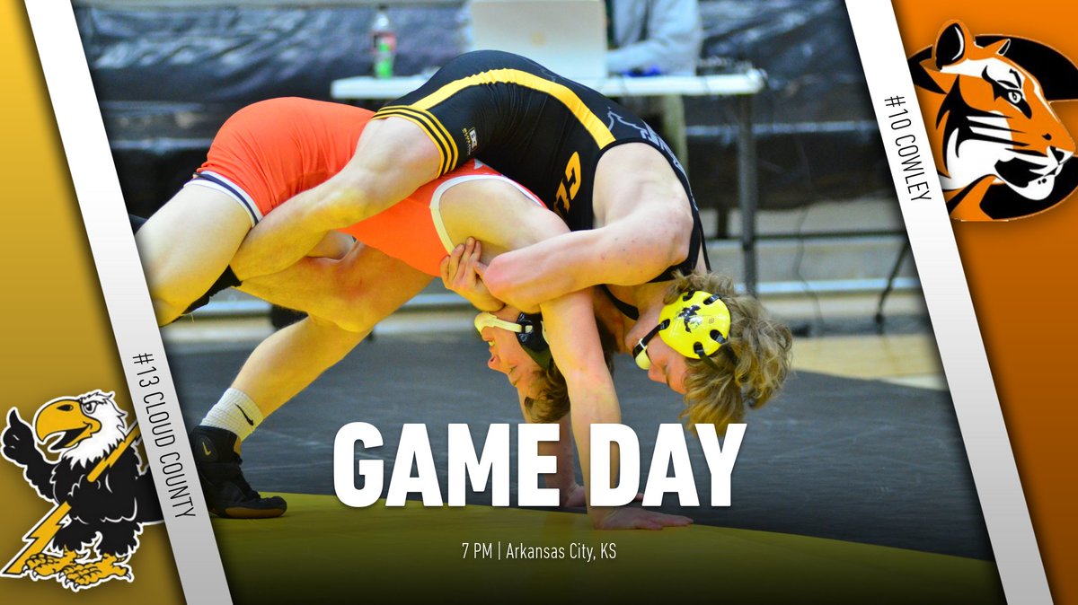 WREST: Battle of top-15 teams on the mat tonight as #13 Cloud County travels to #10 Cowley for a 7 p.m. dual in Arkansas City. Live video available at cowleytigers.com/csn. #BackTheBirds