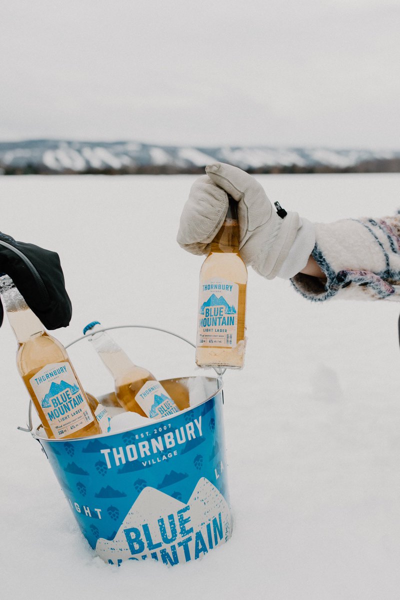 wavesdigitalca's tweet image. Enjoy your last runs of the ski season with a Blue Mountain Light Lager from @ThornburyCraft 

Here’s to another brand photography session with our friends at Thornbury! DM us to book your brand session for Spring 📲 #craftbeer #brandphotography #digitalmarketing #branding