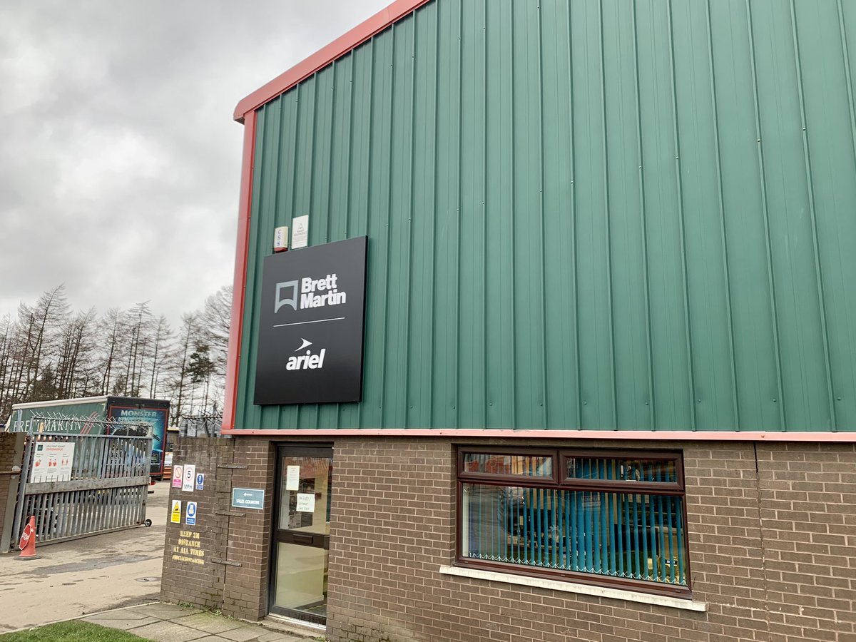 sokbrettmartin's tweet photo. New @BMPlastic @BMDrainage @BMDaylight @ariel_plastics Signage looking On Point at Our Cumbernauld Depot 👌🔥#plumbinganddrainage #plasticsheets #arielplastics #rainwater #cascade #Soil #waste #attenuation #stormcrate55 #rebrand https://t.co/hljxBDLBOS