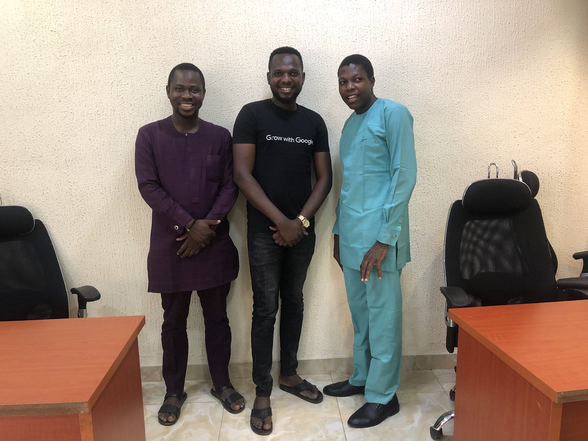 GoGlobalNG's tweet photo. It was a pleasure that we, @GoGlobalNG, hosted @AfriLabs at our hub in Ekiti for the @KTNUK supported research on the regional study for place-based #innovation activities in @ekitistategov.
#EkitiKnowledgeZone
#InvestInEkiti #GoGlobalHub #Ekiti
@Bigifngo
@dhub @kfayemi https://t.co/cEAdSaAvrb