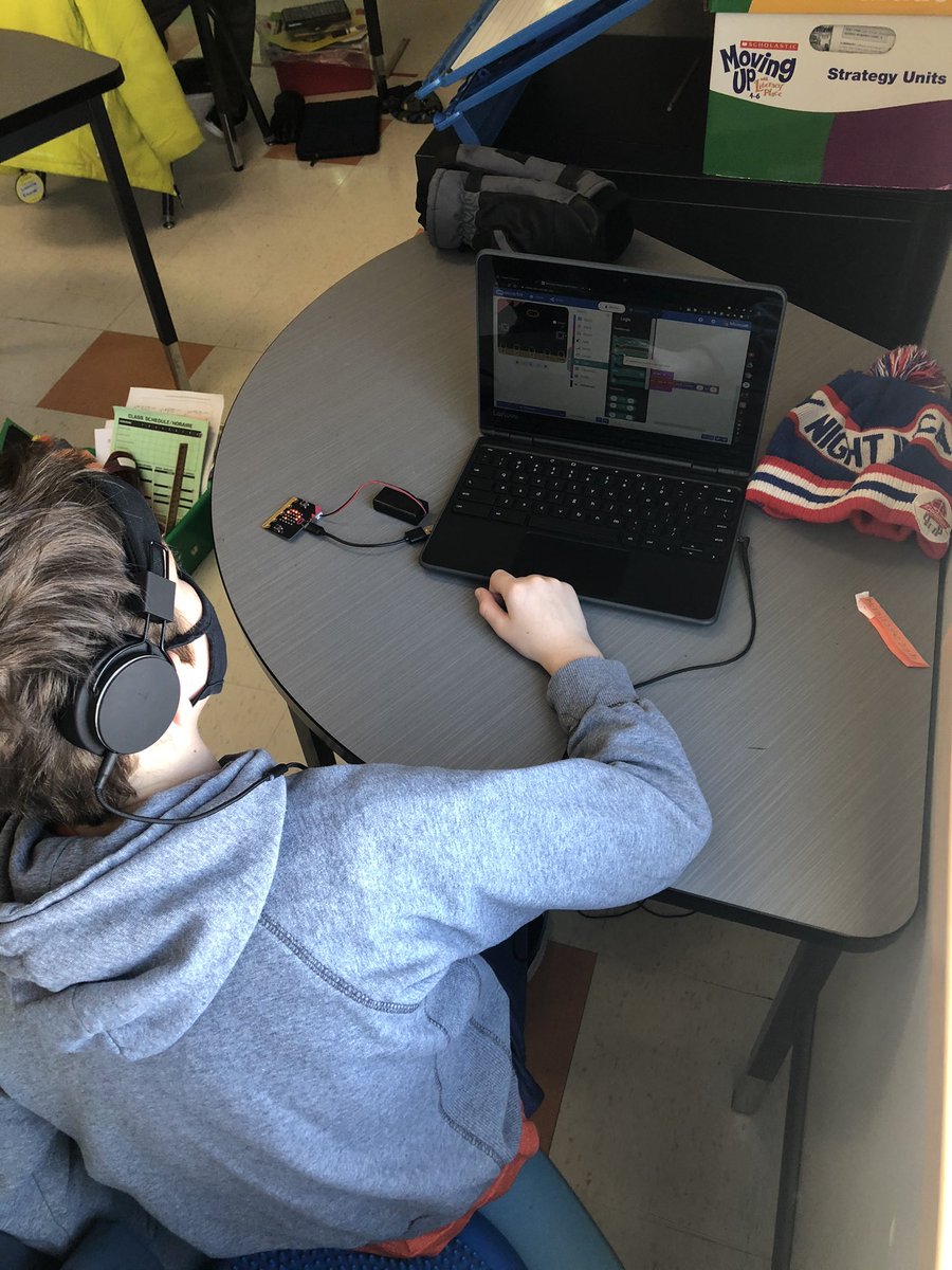 ocsb_JPear's tweet photo. @StIsabelOCSB Gr. 5/6s were thrilled to welcome Becca from @KidsCoding for a virtual @microbit_edu workshop! They programmed their own “rock, paper, scissors” game... next up is their own melody - endless possibilities! #ocsbCodes #ocsbSteam #ocsbCreates https://t.co/u6psM9JSwo