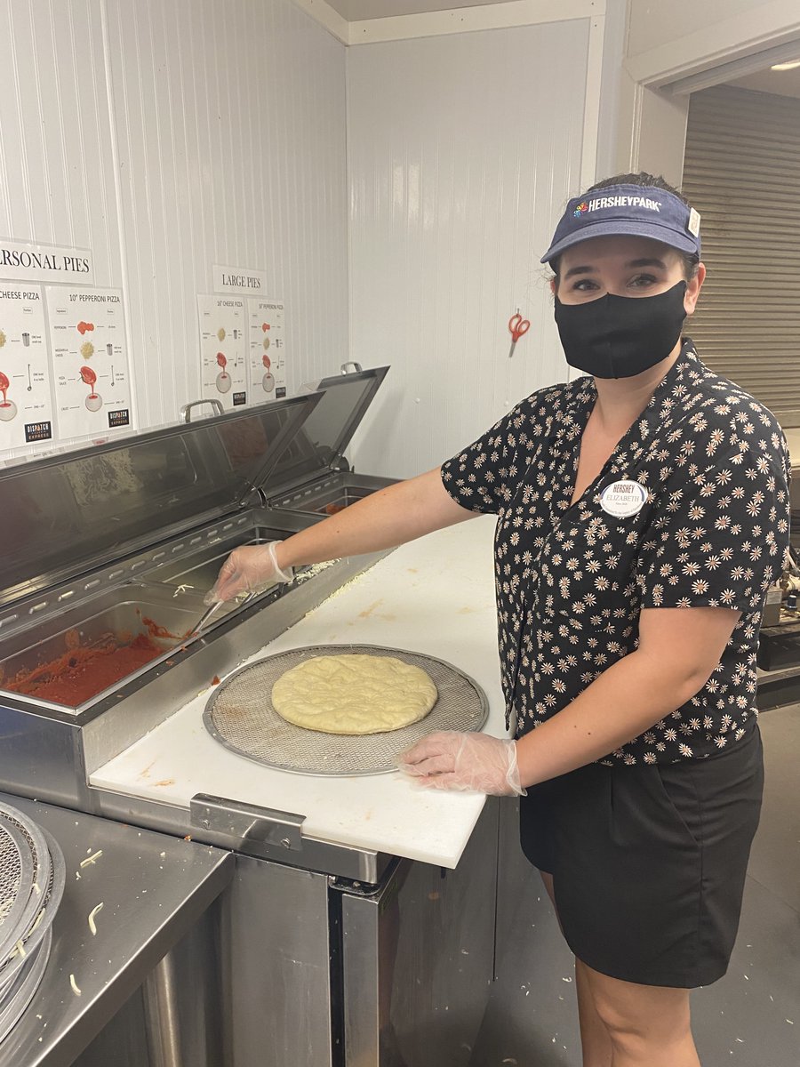 HersheyPA's tweet image. Save the date: @Hersheypark is hosting a Virtual Job Fair on Thurs., 3/18 from 2-7 pm. Register now, bit.ly/3bvbacb, and get hired on the spot! #JobSeekers #HersheyJobs #Hiring