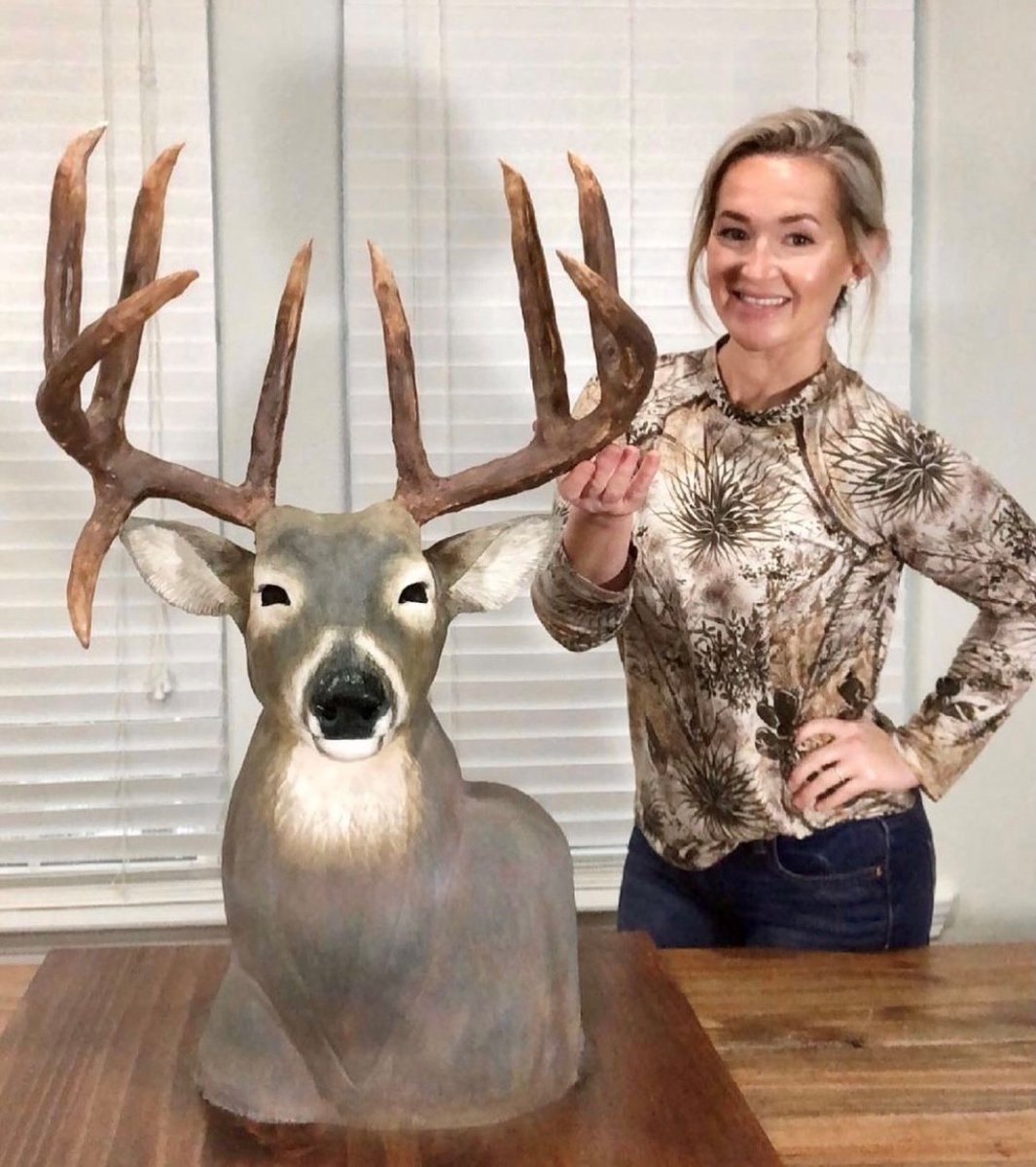Grandpas_Place1's tweet photo. RT @SPORTSMANchnl: Would you have this cake at your wedding? Incredible cake done by @huntingthewildco
#IAMSPORTSMAN #hunting #deer #whitetails #bucks #cake #deercake #whitetailbuck #weddingcake #buck https://t.co/BUUuCt4KuI