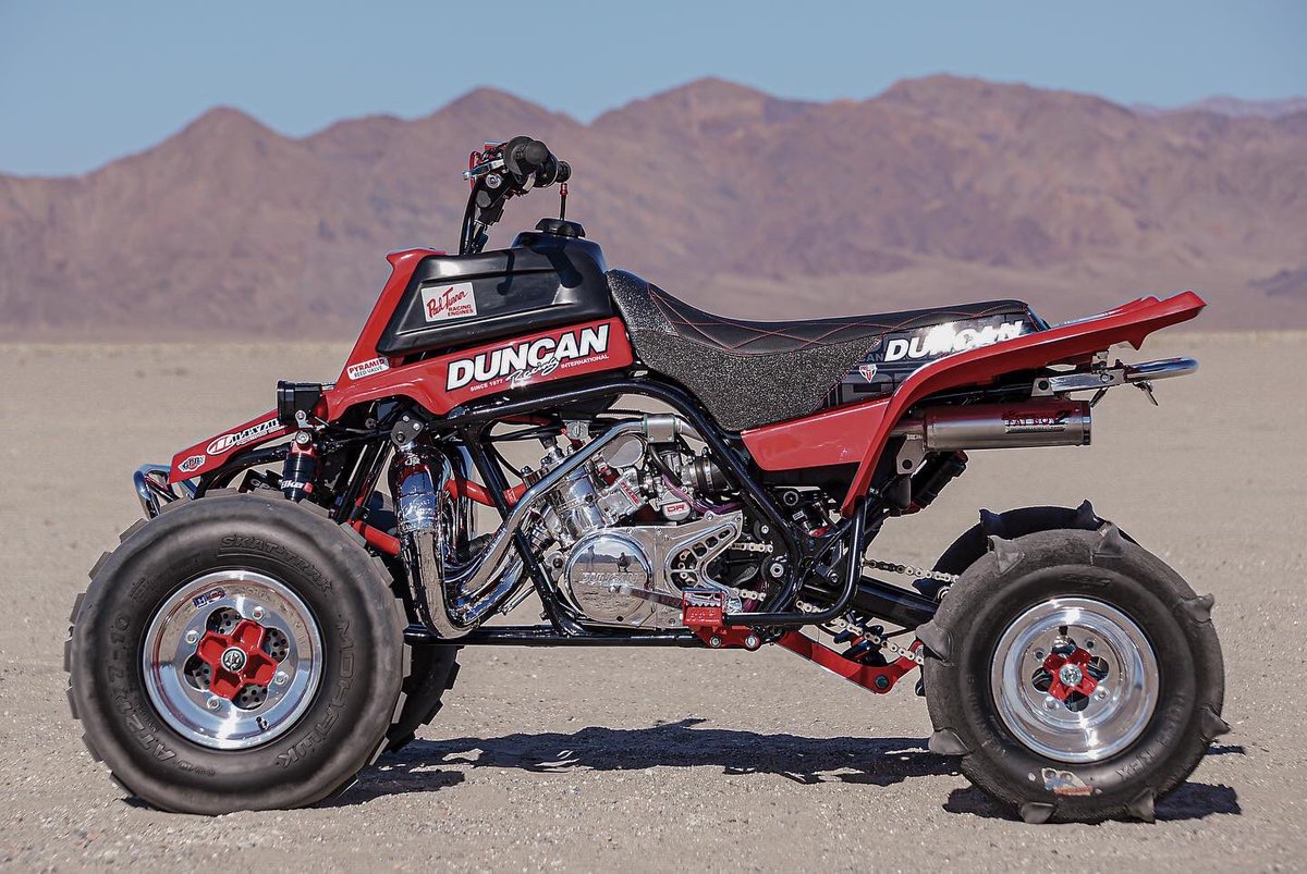 DuncanRacingInt's tweet photo. Duncan Racing Eliminator  Banshee in @dirtwheelsmag April 2021 issue. Go get your copy! #duncanracing #banshee #dirtwheelsmag #2stroke #paulturnerracing #paulturnerracingpipes #fatboy2 #fatboy2silencers #silencers https://t.co/nuD4tUWxh1