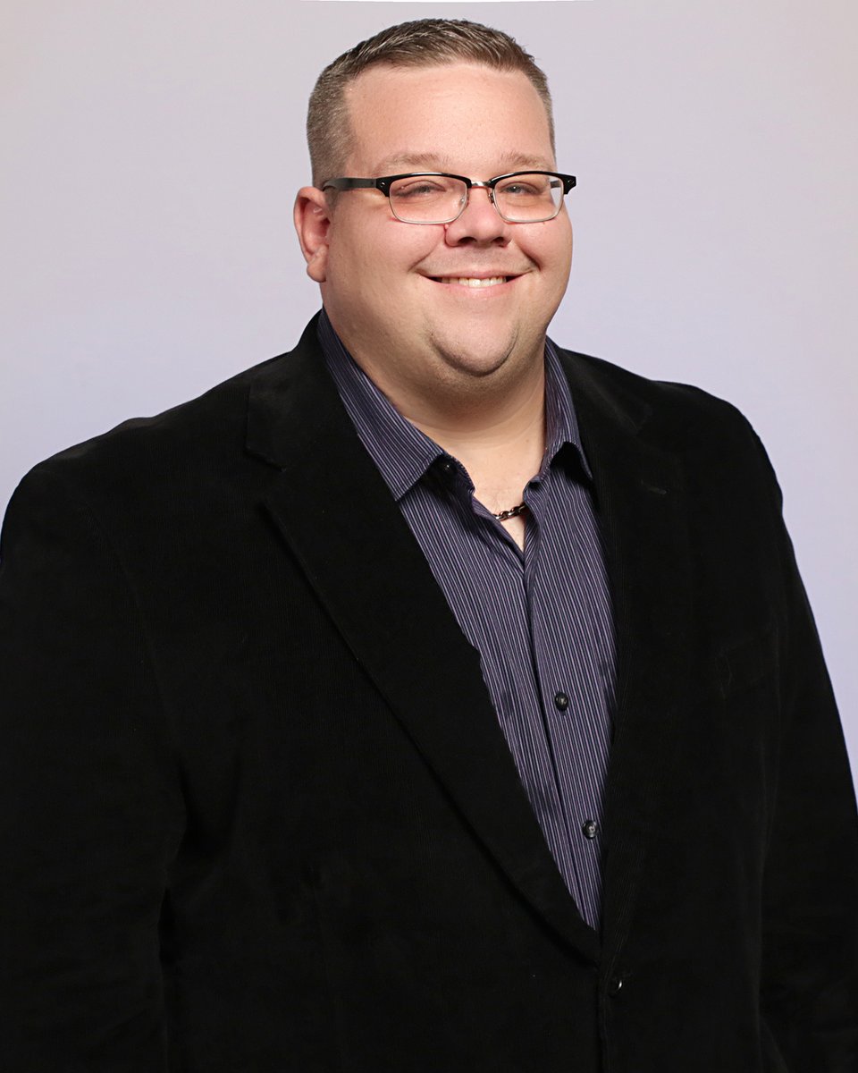 2911co's tweet photo. .@2911co promotes #ScottSexton & #LoganDeLoye to Director of Publicity and Publicity Manager, respectively. Visit https://t.co/UhcWDaqx6i for more info! - https://t.co/EA0yKV1xu3 https://t.co/BRpAPtgAQ9