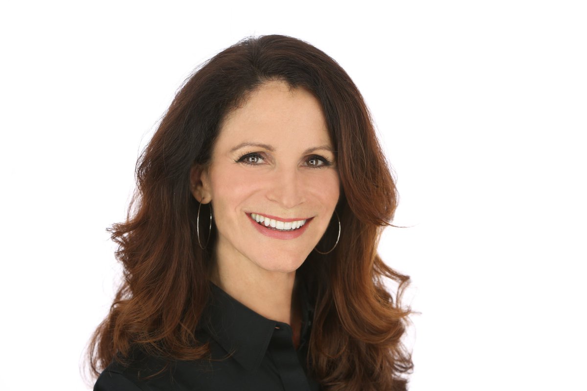 made4netusa's tweet photo. We are proud to welcome @Reneetruttmann to the Made4net team as Vice President of Marketing.
https://t.co/LpI5ijBhDY #wms #warehousemanagementsystem #supplychainexecution https://t.co/UK2EFOo1fn