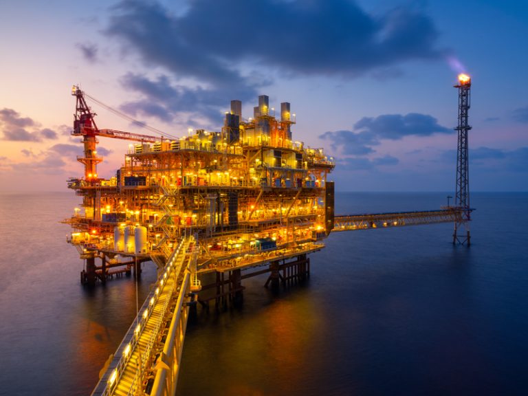 MercyEbute's tweet photo. The question on the lips of many is if the Petroleum Industry Bill will ever be passed into law?
Nigeria's oil sector is governed by an obsolete law that was enacted and amended in 1959 and 1969 respectively and have left the sector ineffective. @nassnigeria
#StopPIBDelay https://t.co/4RKxrnzOlE