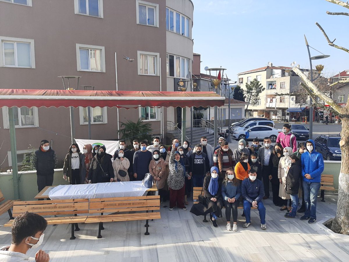 hayirdayarisan's tweet photo. Bugün ki etkinliğimize katılım sağlayan Sultanbeyli Belediye Başkan Yrd. @Zafer_sogutcu beye ve engelli kardeşlerimize teşekkür ederiz,
Şehitlerimiz,Ecdadımız ve ölmüşlerimiz için okunan hatimlerin duasını yapıp misafirlerimize lokma ikram ettik, https://t.co/IknsmlIcBH