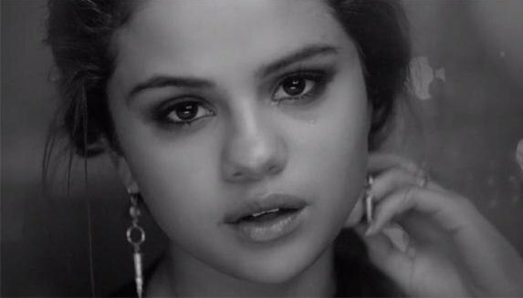archivesgowmez's tweet photo. I will never forgive people for bullying selena gomez into making her believe she isn't good enough as an artist. https://t.co/6nenyohhsI