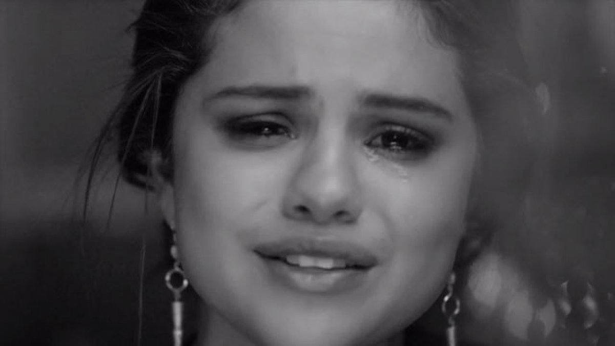 archivesgowmez's tweet photo. I will never forgive people for bullying selena gomez into making her believe she isn't good enough as an artist. https://t.co/6nenyohhsI