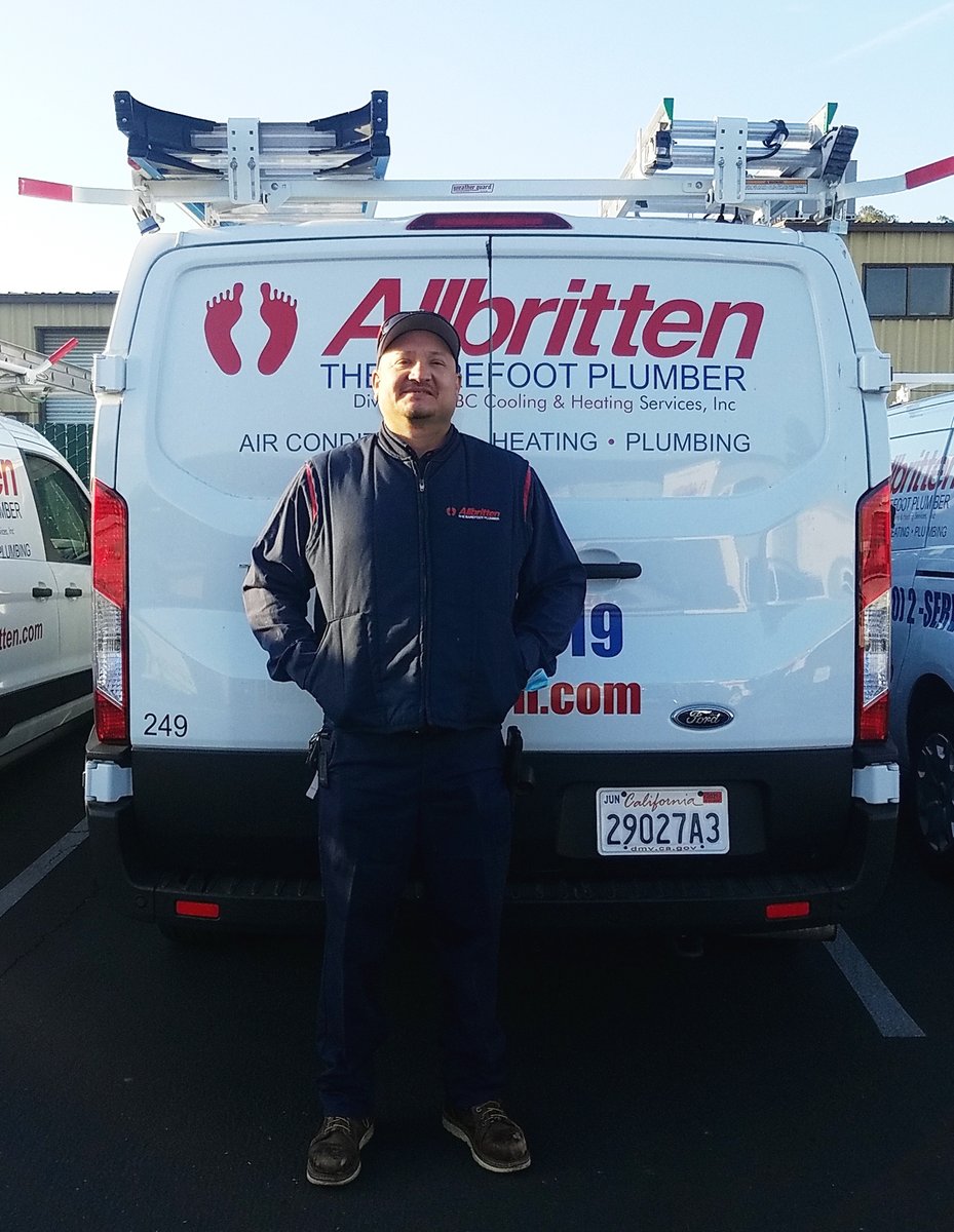 AllbrittenCA's tweet photo. Meet Juan! His positive attitude never faulters, and he genuinely loves his job and meeting our customers every day! #TeamMemberTuesday #Allbritten #BarefootPlumber #HVAC #Plumbing #CentralValley #SupportLocal https://t.co/84RahHMQp5