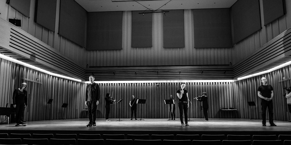 voice_phoenix's tweet photo. A few more photos from Sunday's first run of The Voice Within @StollerHall.  Searching for new ways to present old music, exploring semiotic narrative and telling different stories.  We just need an audience now 😃
Photo credit: @MaitlandNigel 
@MIFestival @JohnMIF #Manchester https://t.co/u9UQhiWz6f