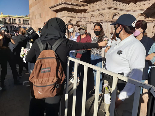 lajornadazac's tweet photo. #EdiciónImpresa #SociedadyJusticia | A pesar de la contingencia, asisten más de 2 mil mujeres a la marcha del 8M | https://t.co/0fV1bwXCf1 https://t.co/RHh6SsZhJn