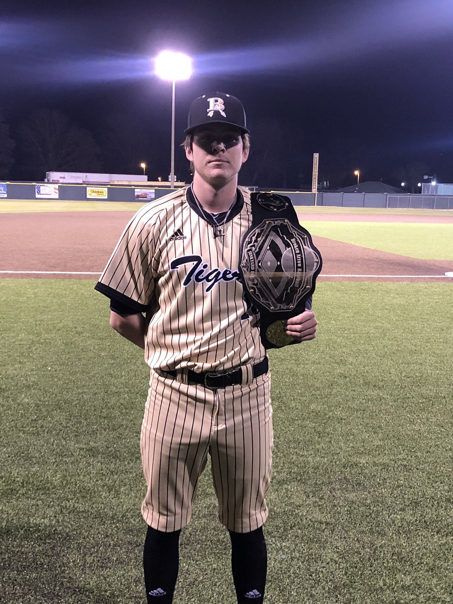 Batigerbaseball's tweet photo. The Junk Yard Dog belt goes to Kai Fowler! Great outing for the win against Bartlesville! #JYD #Brotherhood https://t.co/N0M6KaFZQv