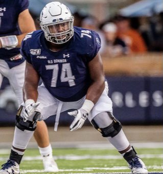 CoachWilder353's tweet image. Great text exchange with @_tonyb74 this morning. He used one of me signature coaching lines reminding his family to “attack the day”. 
Be a leader like Tony Barnett today!