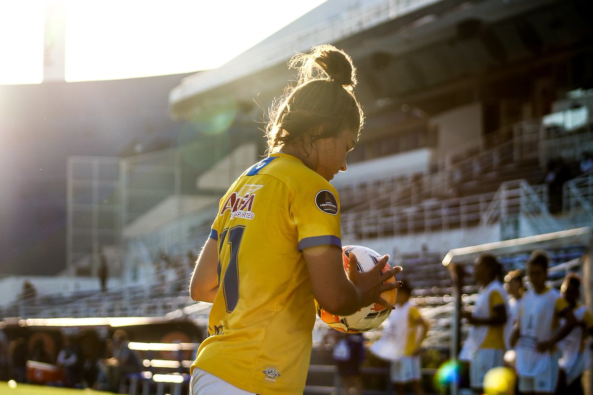 AvaiKindermann's tweet photo. A fé segue inabalável! 🙏🙌

Registro durante o jogo de ontem, contra o Santiago Morning!

Quinta-feira tem mais! Vamos com tudo 💪

Foto: Andrielli Zambonin https://t.co/JRRqUWOLU3