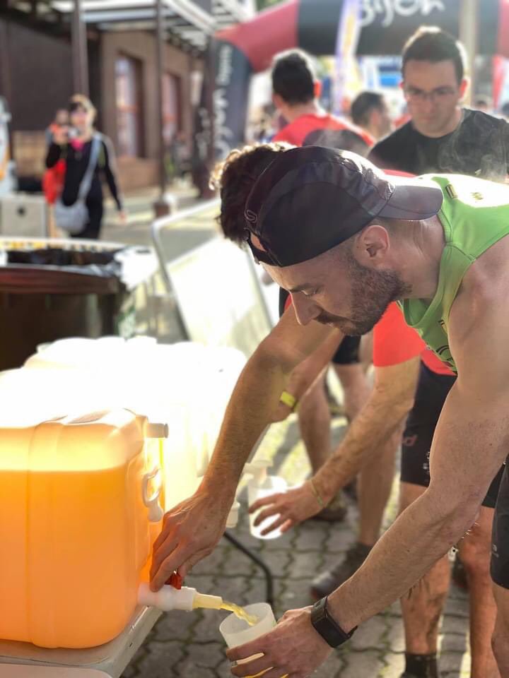 Calidad de primera mano para vosotr@s 💙 Nutrinovex continua siendo la marca estrella en los avituallamientos líquidos y bolsa del corredor 👌🏻🔝 #tumejorversionestaporllegar 

Productos disponibles en Plantasana ☘️ #nutricionsaludable #rendimiento #deporteysalud #gracnu