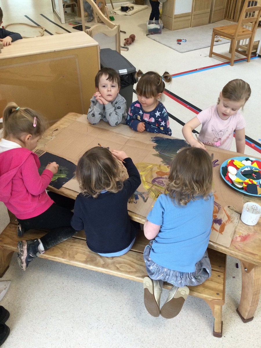 GlenburnELCC's tweet photo. Curiosity, enquiry & creativity.
#teamglenburn #redbubble #experiments #teamwork #createsomethingnew https://t.co/nqQMfKPERu
