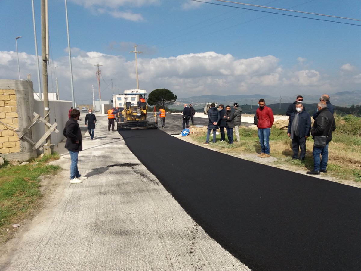 Luis de León tweet media