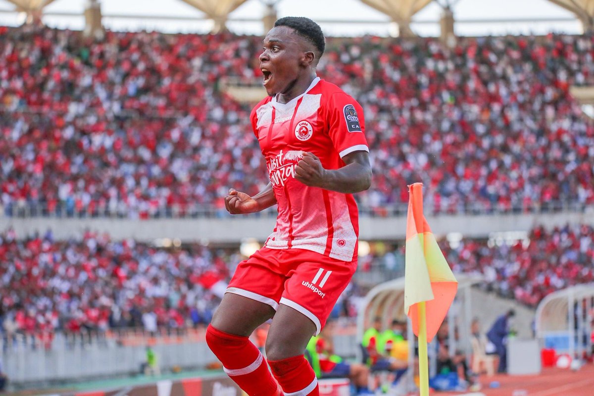 AfricaFactsZone's tweet photo. Tanzanian club, Simba SC have placed a €1 million price tag on 25-year-old Mozambican Midfielder, Luis Miquissone.

He earns $10,000 monthly at Simba SC. He has 11 goals and 13 assists for the club this season. https://t.co/d4Ypu5hs2V