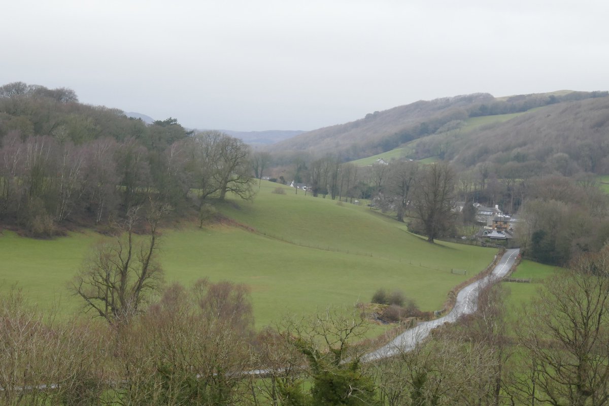 TheLengthsman's tweet photo. Very cold wind blowing today once the rain stopped for the #Permittedwalk
Spark Bridge looking gloomy but things looking greener #springishere https://t.co/CfdqBcgTBa